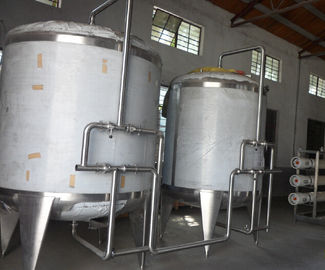 Serbatoi di acqua puri industriali dell'acciaio inossidabile dell'attrezzatura di trattamento delle acque dell'alimento per la pianta della bevanda